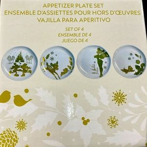 24HR DROP ⬇️ Disney Silouhette 4 PC plate set